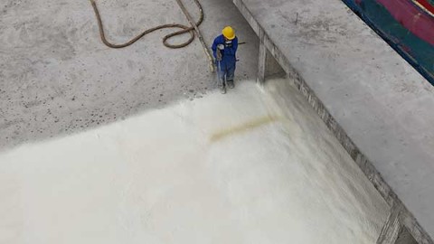 聚氨酯外墻噴涂保溫施工做法