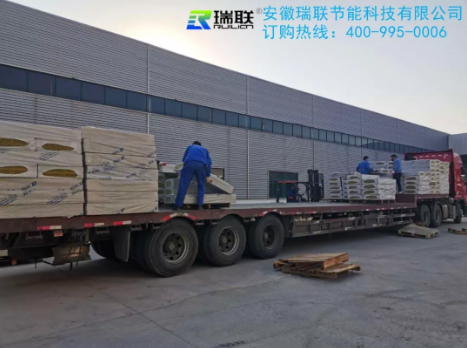 巖棉復合板已經正常發貨 巖棉復合板已經正常發貨